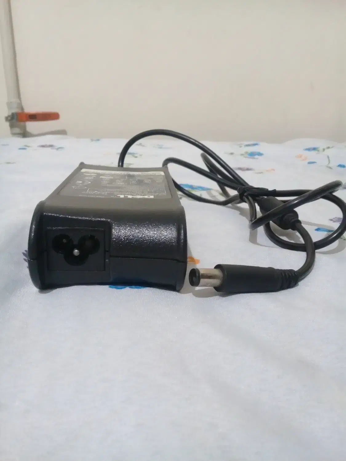 آداپتور شارژر|قطعات و لوازم جانبی رایانه|شاهین‌شهر, فردوسی|دیوار