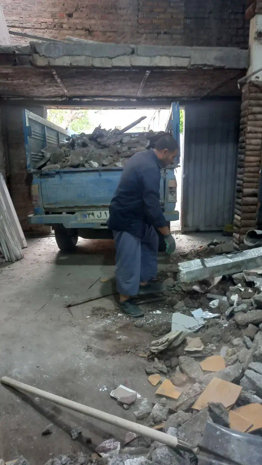 حمل نخاله وپخش مصالح ساختمانی با نیسان کمپرسی|خدمات حمل و نقل|کرج, باغستان|دیوار