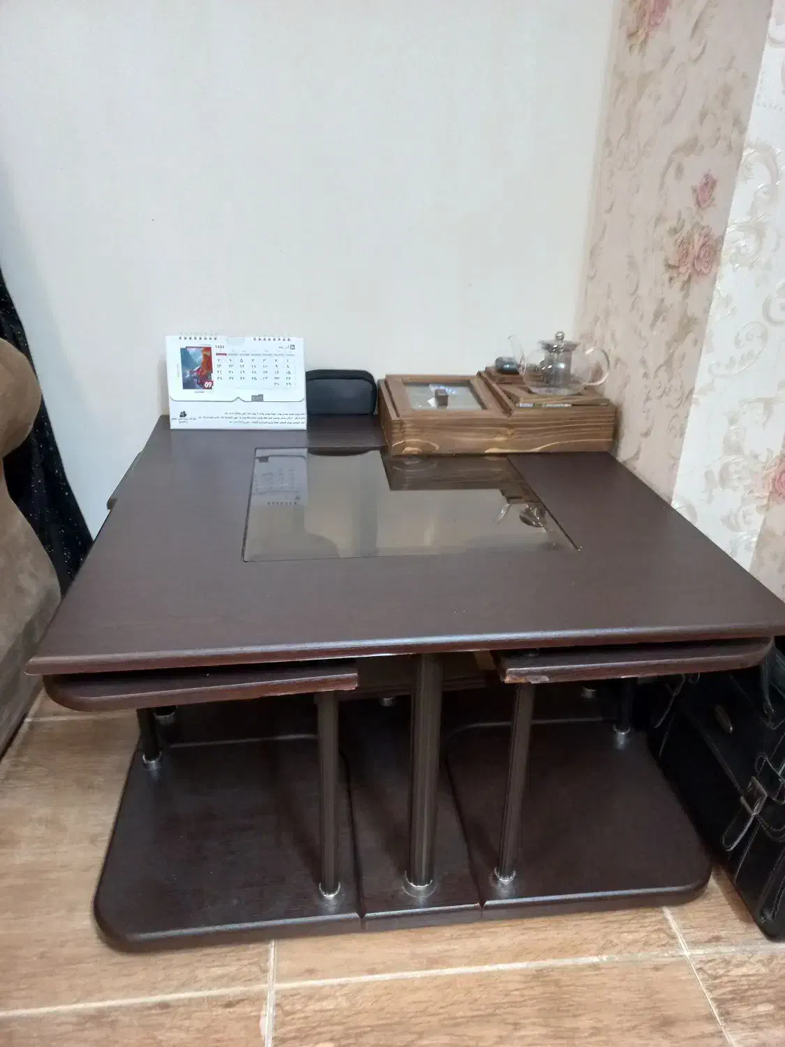 میز وسط پذیرایی به همراه ۳ عدد میز کوچک عسلی|مبلمان خانگی و میز عسلی|رودسر, |دیوار