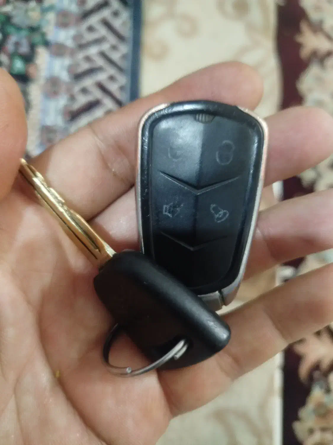 سویچ پیدا شده|اشیا|ساوه, |دیوار