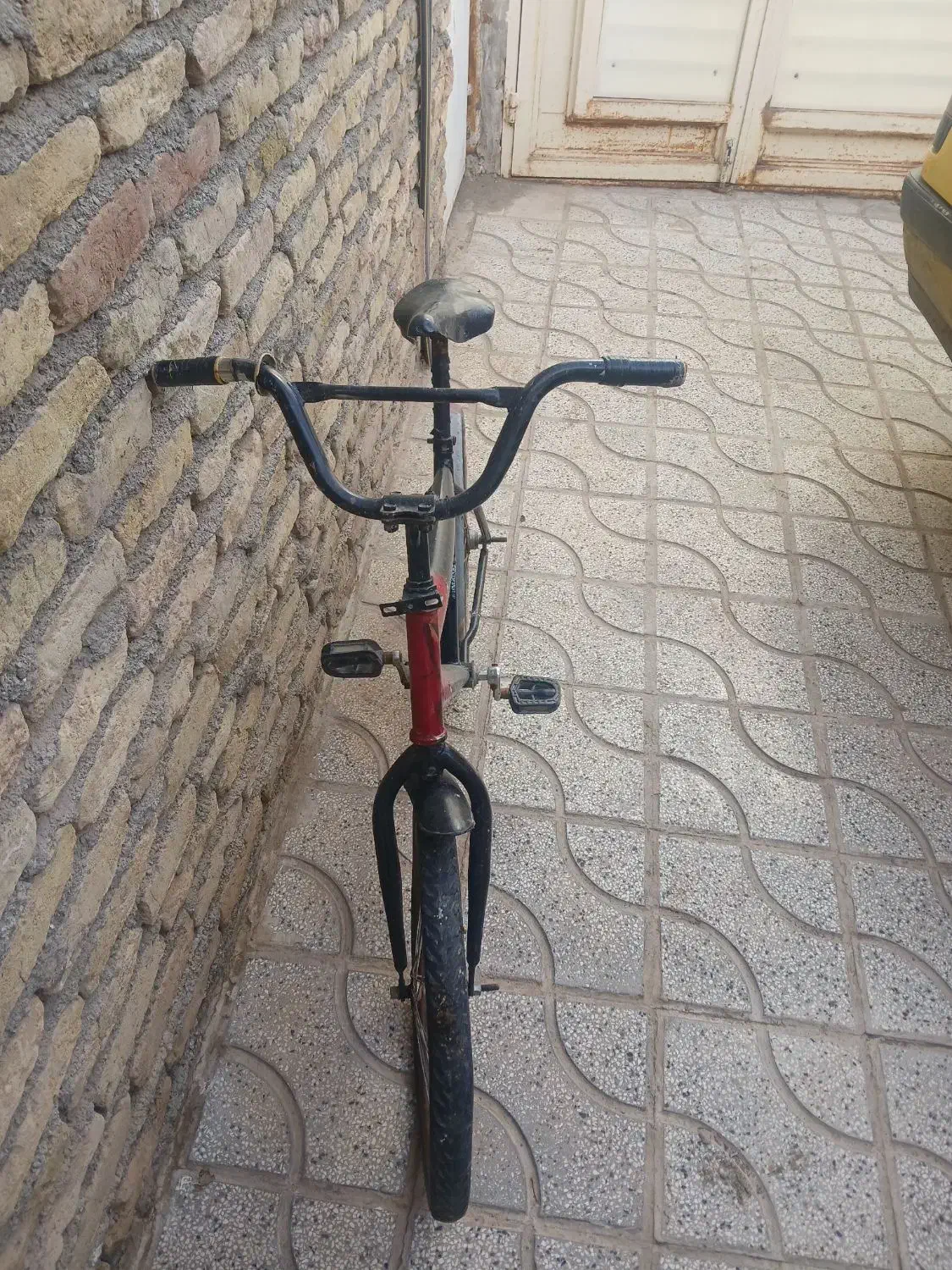 دوچرخه  20|دوچرخه، اسکیت، اسکوتر|تربت‌حیدریه, منظر|دیوار