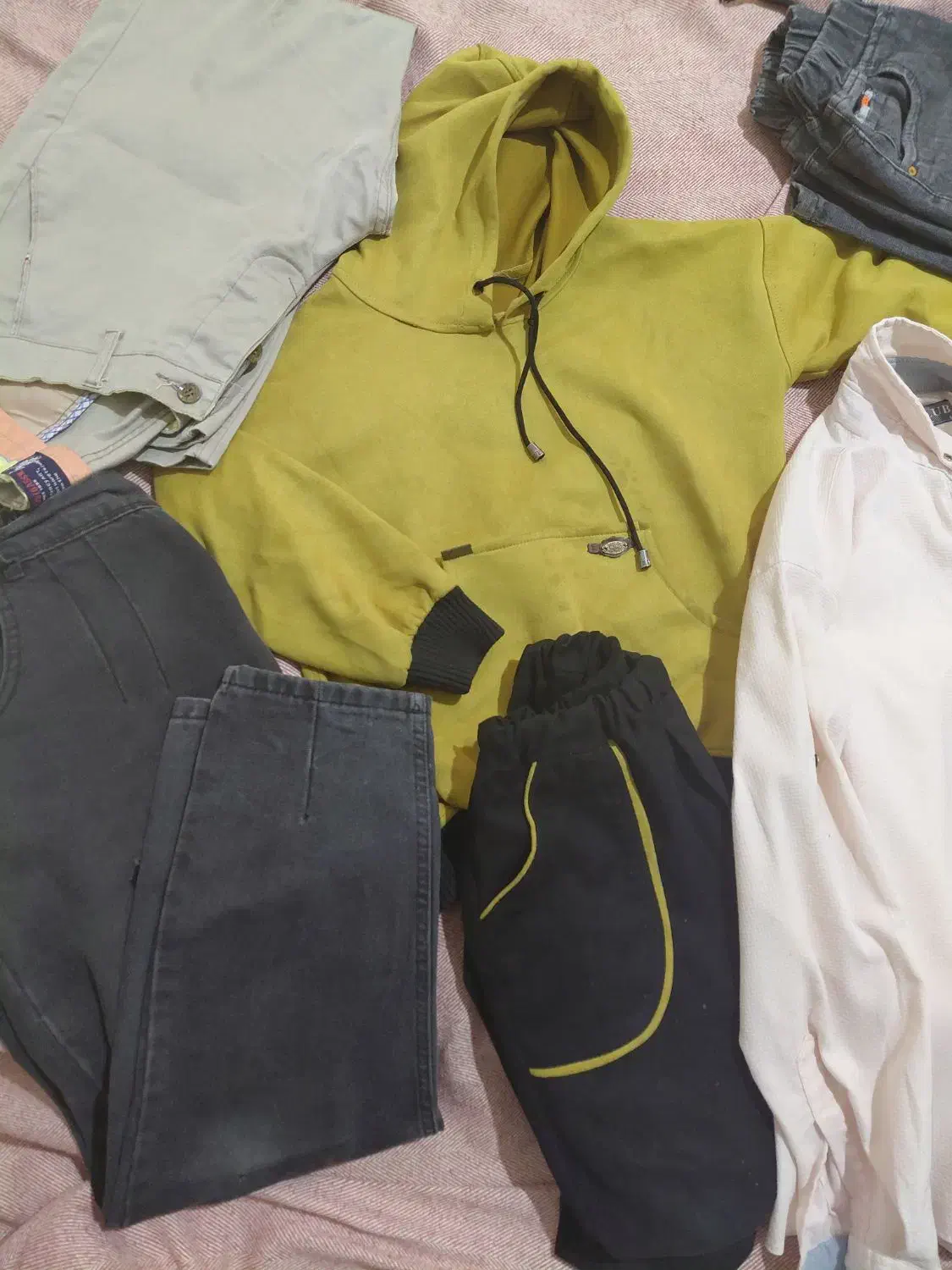 لباس پسرانه|لباس|شیروان (خراسان), |دیوار