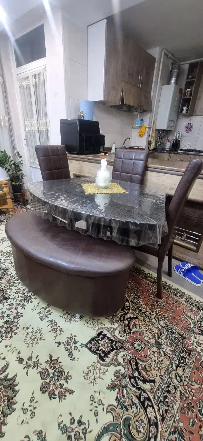 میز نهار خوری ۵نفره|میز و صندلی غذاخوری|شهرکرد, |دیوار