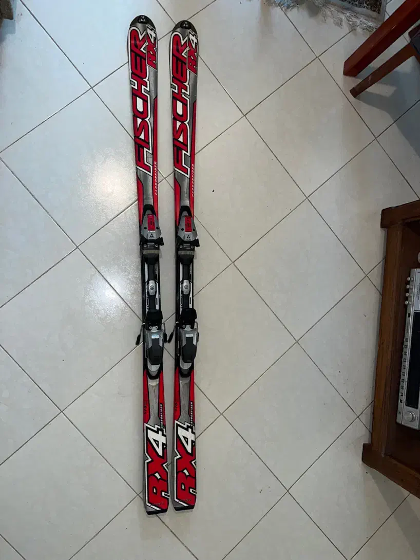 چوب اسکی fisher ساخت اتریش|ورزش‌های زمستانی|کرج, جهان‌شهر|دیوار