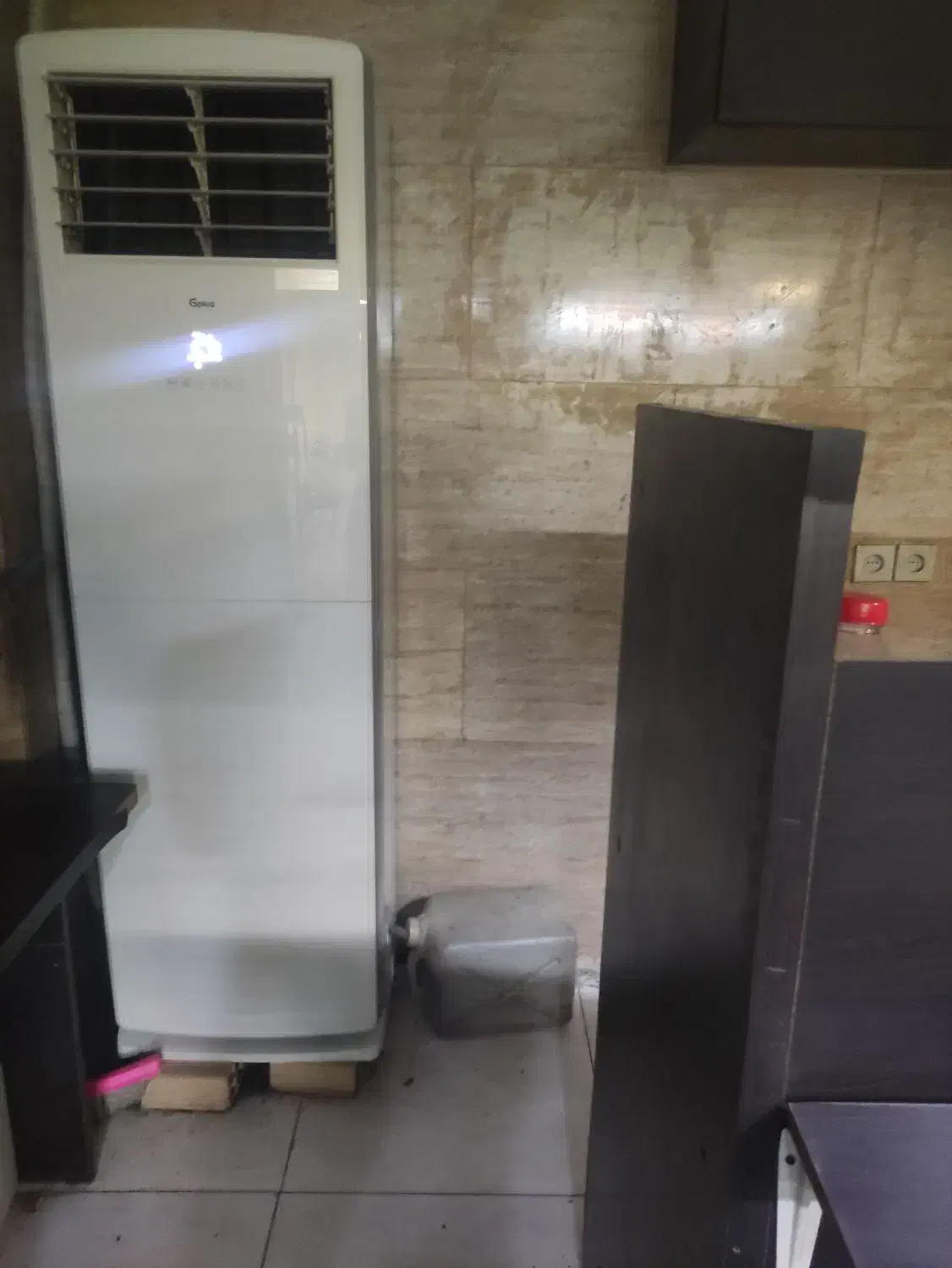 کولر گازی ایستاده|کولر گازی و فن‌کوئل|رباط‌کریم, نصیرشهر|دیوار