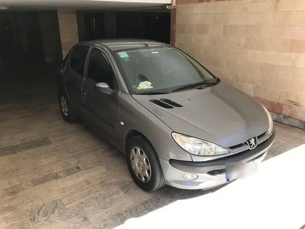 پژو۲۰۶تیپ ۵مدل ۹۸ بی رنگ|خودرو سواری و وانت|تهران, دروس|دیوار