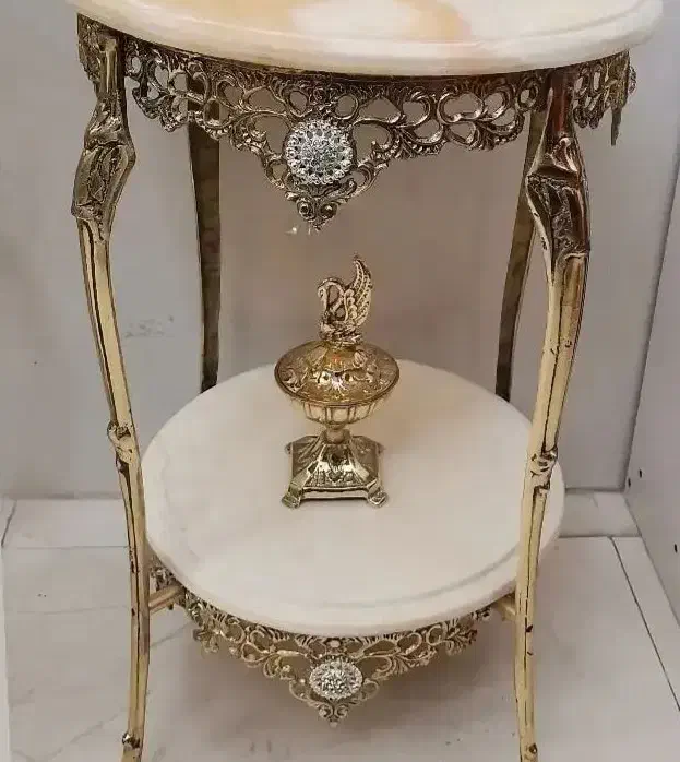 میز برنز جنس صد در صد تضمینی|میز تلفن|ساوه, |دیوار