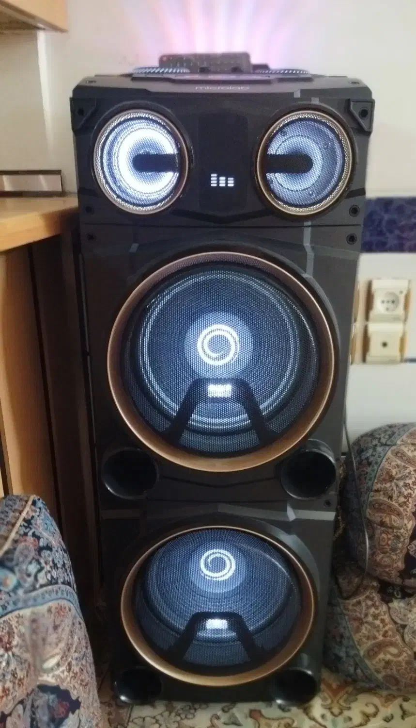 اسپیکر میکرولب سایز بزرگ|سیستم صوتی خانگی|مشهد مرغاب, |دیوار