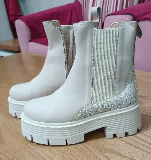 نیم بوت زنانه نو|کیف، کفش، کمربند|اسلام‌شهر, مطهری|دیوار