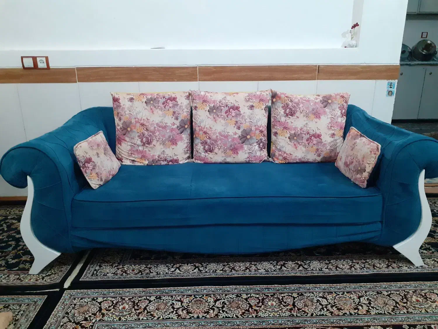 مبل ۷نفره|مبلمان خانگی و میز عسلی|پاوه, |دیوار