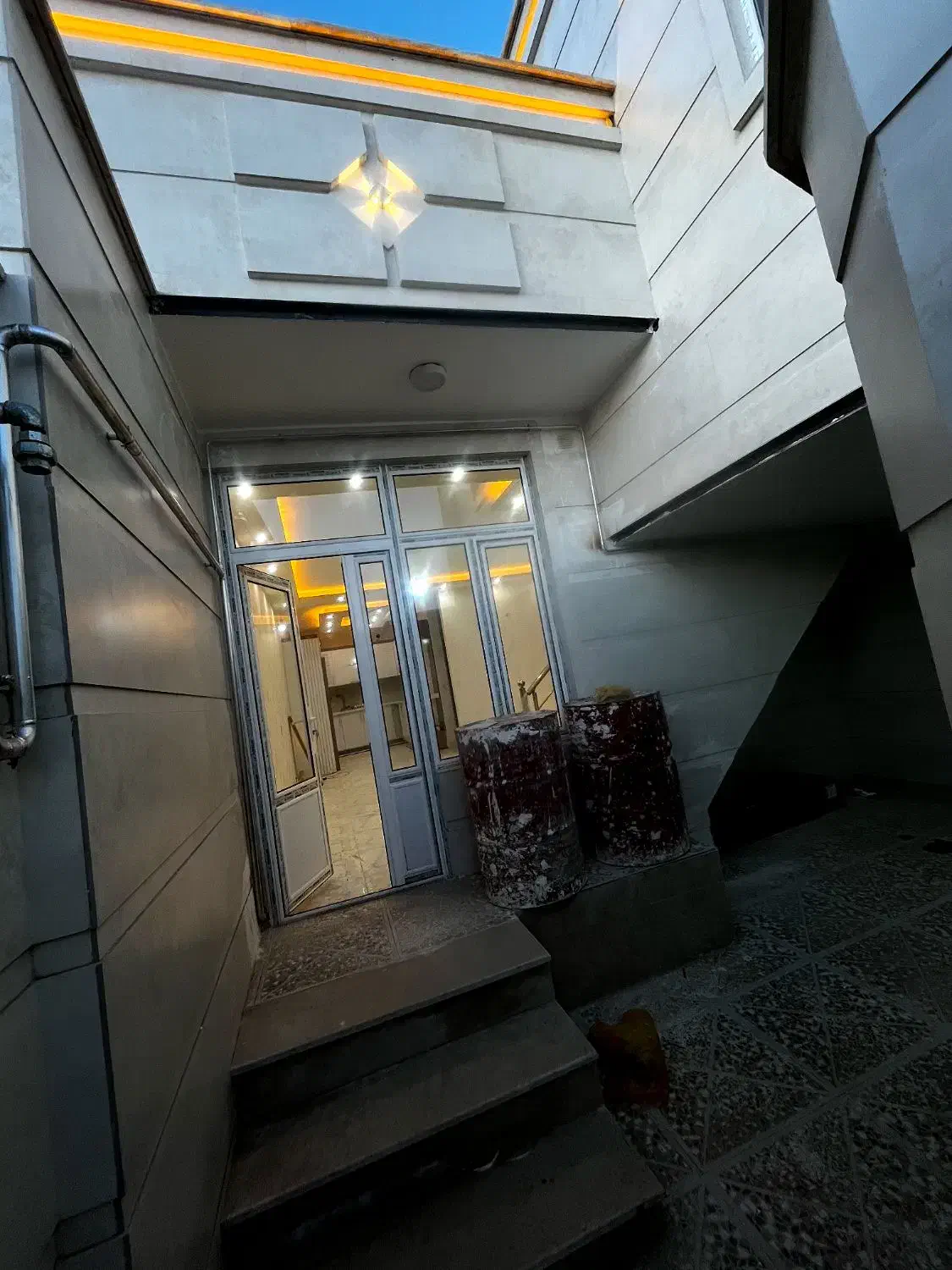 فروش آپارتمان/110متر/پشت آراز پارک|فروش خانه و ویلا|اهر, |دیوار