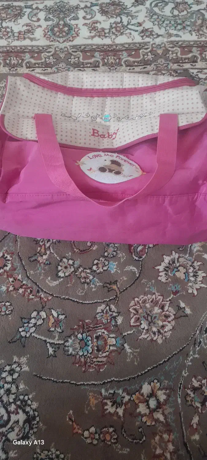 کیف و پشه بند در حد نو|اسباب و اثاث بچه|خرمآباد, |دیوار