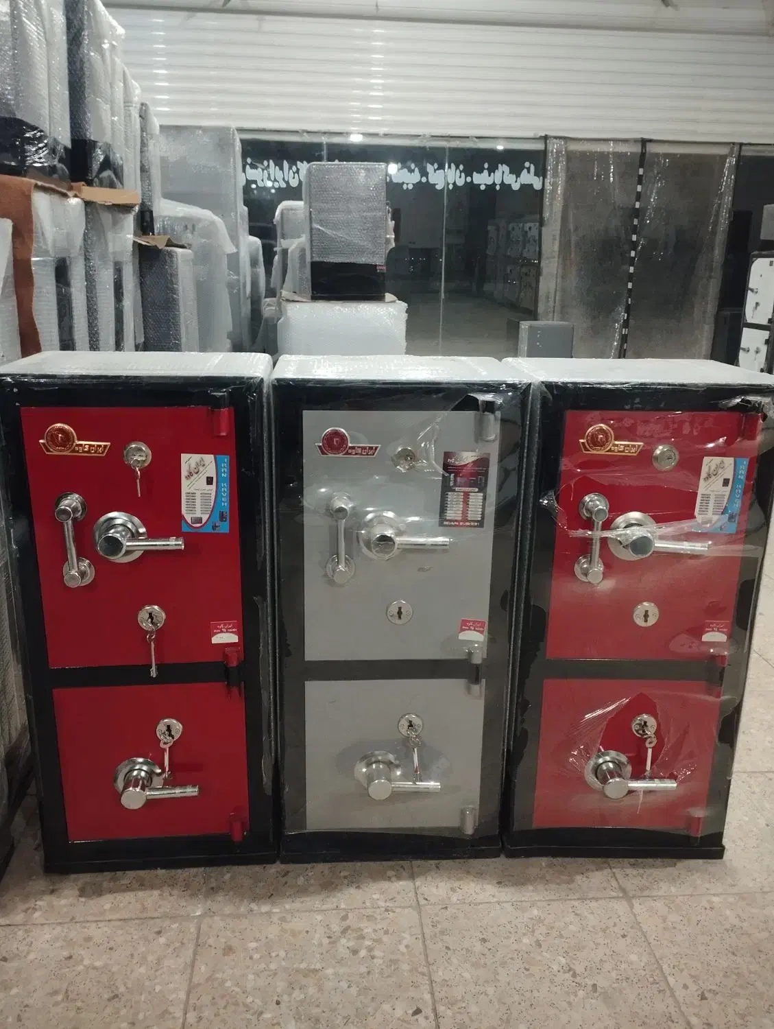 عمده و تکی انبار گاوصندوق اردکان گاوصندوق|حراج|اردکان, |دیوار