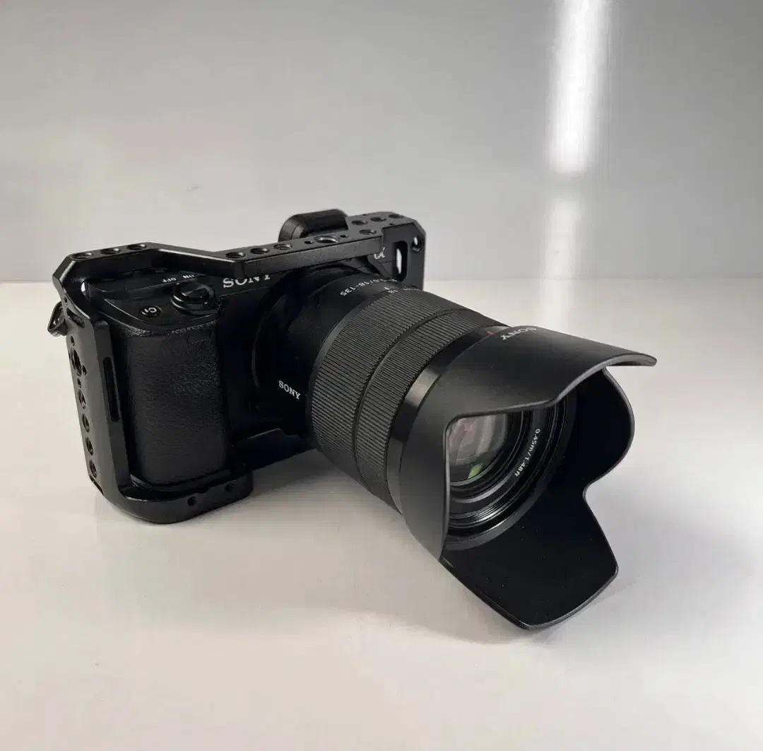 دوربین سونی فیلمبرداری و عکاسی گم شده|دوربین عکاسی و فیلمبرداری|تهران, ترمینال جنوب|دیوار