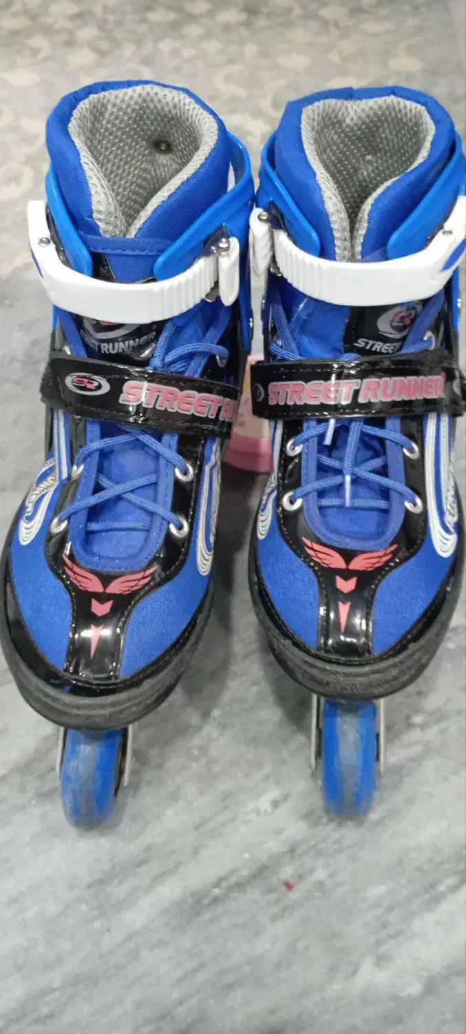 کفش اسکیت در حده نو دوماه نیست خریداری شده|دوچرخه، اسکیت، اسکوتر|بشاریات, |دیوار