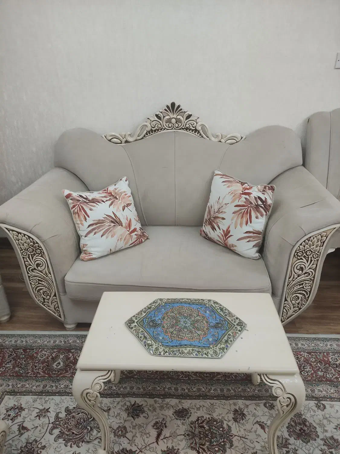 مبل با یک عدد شزلون|مبلمان خانگی و میز عسلی|اهواز, شهرک نفت|دیوار