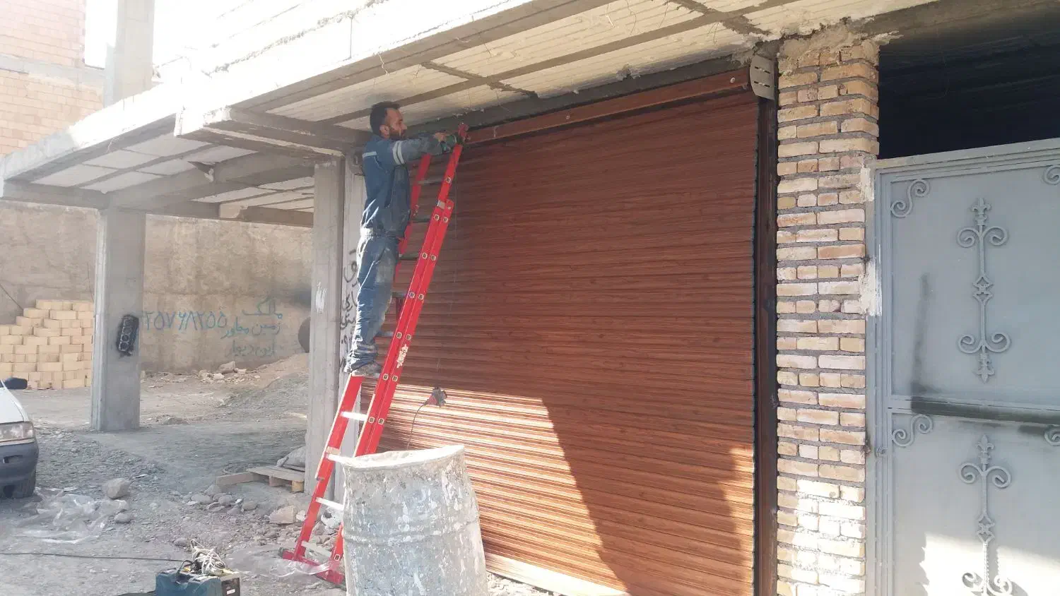 نصب و تعمیرات کرکره برقی آلومینیومی و سنتی|خدمات پیشه و مهارت|بهارستان, |دیوار