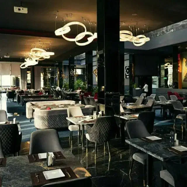 کافه رستوران هرموسو|استخدام خدمات فروشگاه و رستوران|تهران, الهیه|دیوار