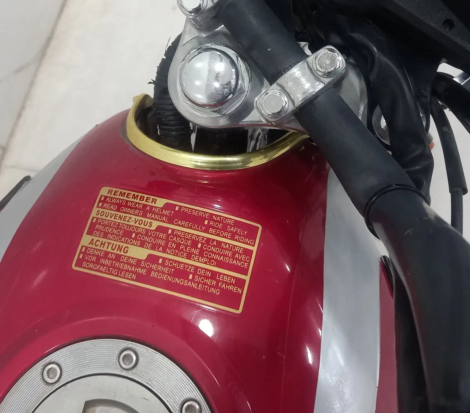 200 پرواز مدل 98 خونگی|موتورسیکلت|فلاورجان, |دیوار