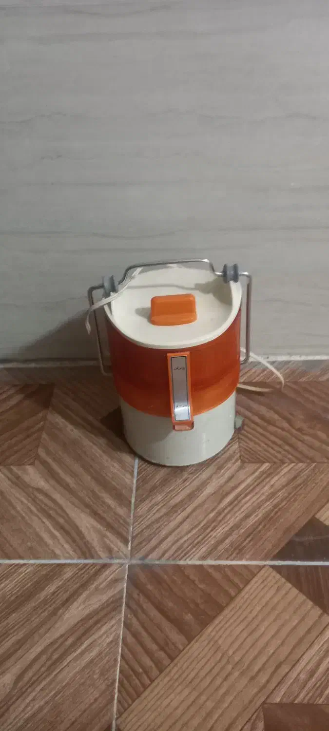 آبمیوه گیری و ابهویج گیری|آبمیوهگیر و آبمرکباتگیر|شوشتر, |دیوار