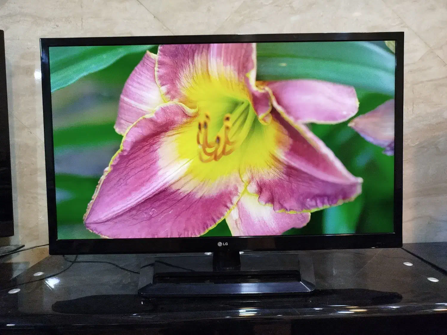 تلویزیون ۴۲ اینچ LG ال ای دی 42LS46100|تلویزیون و پروژکتور|ساوه, |دیوار