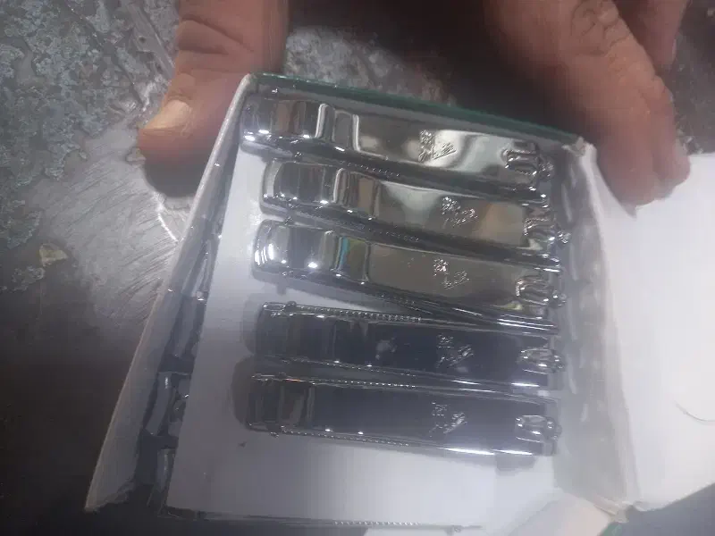 ناخن.گیرکره.ای|عمدهفروشی|قروه, |دیوار