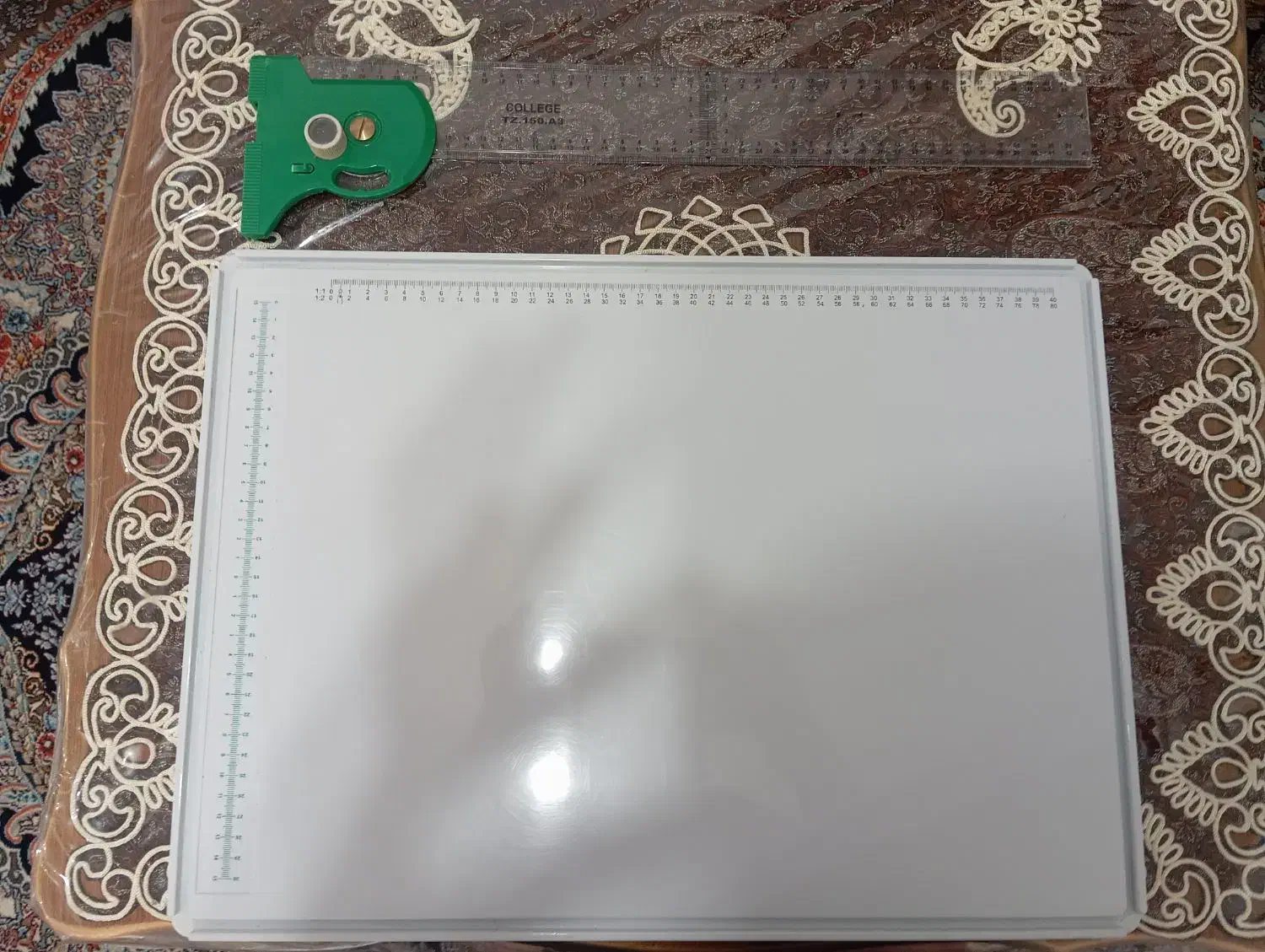 تخته رسم|لوازم التحریر|پارس‌آباد, |دیوار