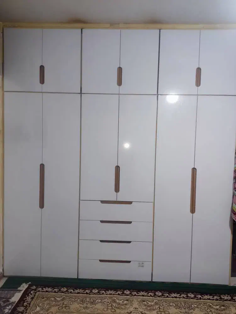 نصاب وساخت وتعمیرات کابینت وکمد دیواری|خدمات پیشه و مهارت|نورآباد, |دیوار