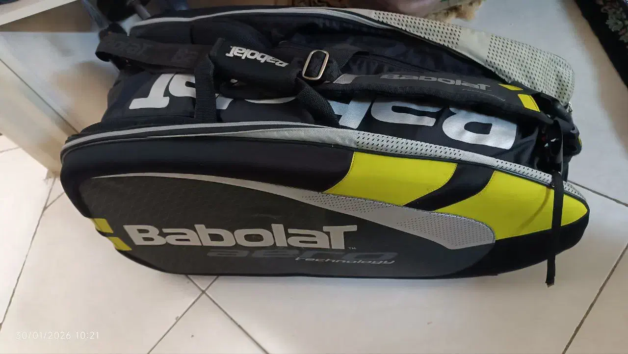 ساک ورزشی|کیف، کفش، کمربند|ری, جوانمرد قصاب|دیوار