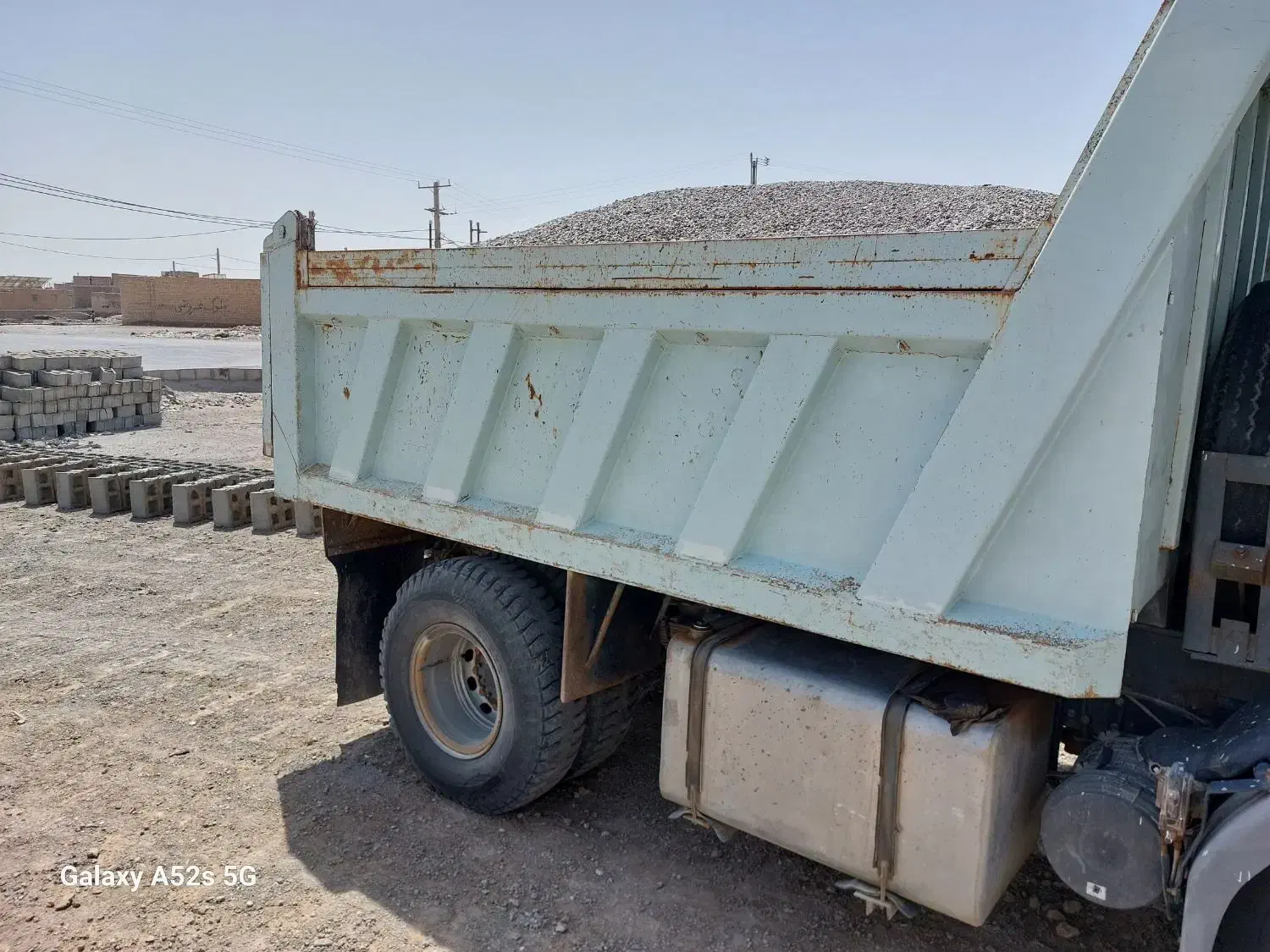 حمل آجرو شن یک بار شو و دو بارشو با خاور وکمپرسی|خدمات حمل و نقل|زابل, |دیوار