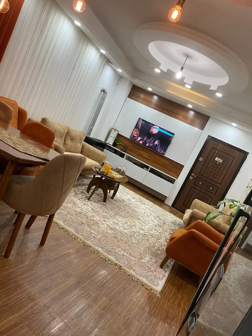 فروشی مبل میز جلو مبلی|مبلمان خانگی و میز عسلی|آستانه اشرفیه, |دیوار