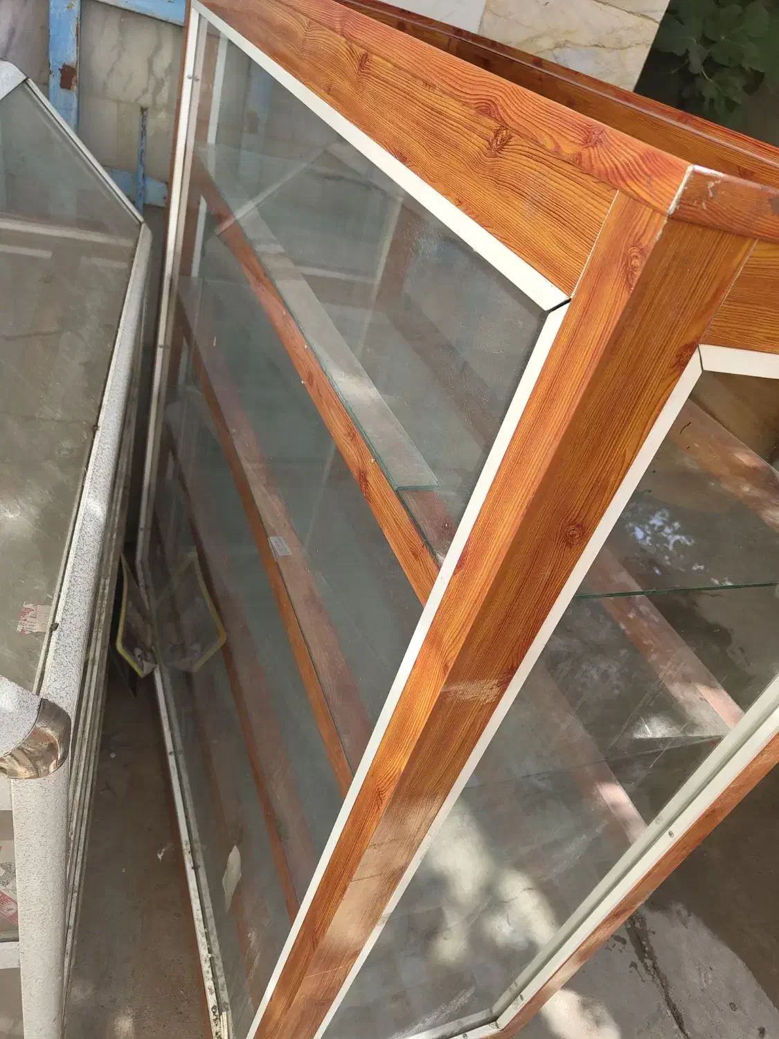 ویترین آلومینیومی مغازه|بوفه، ویترین، کنسول|سقز, |دیوار