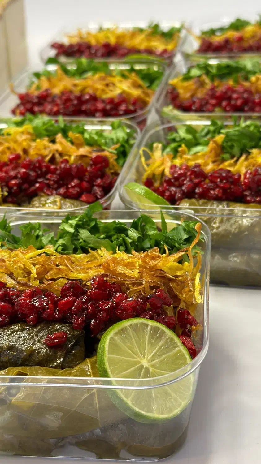 سفارش و‌اموزش انواع کیک دسر و‌فینگر فود|خدمات پذیرایی، مراسم|ارومیه, |دیوار