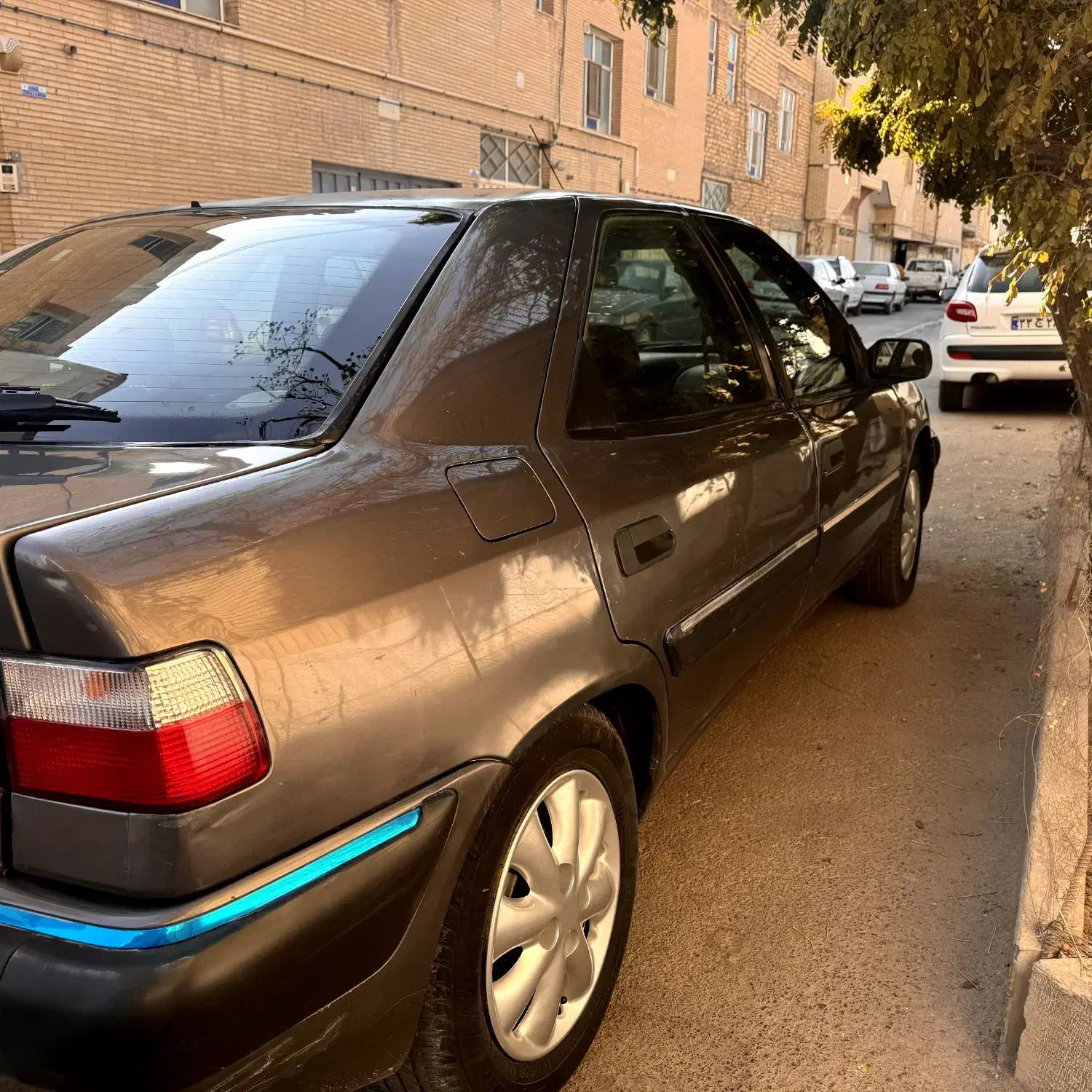 89 دور رنگ زیر قیمت|خودرو سواری و وانت|نجفآباد, شریعتی|دیوار