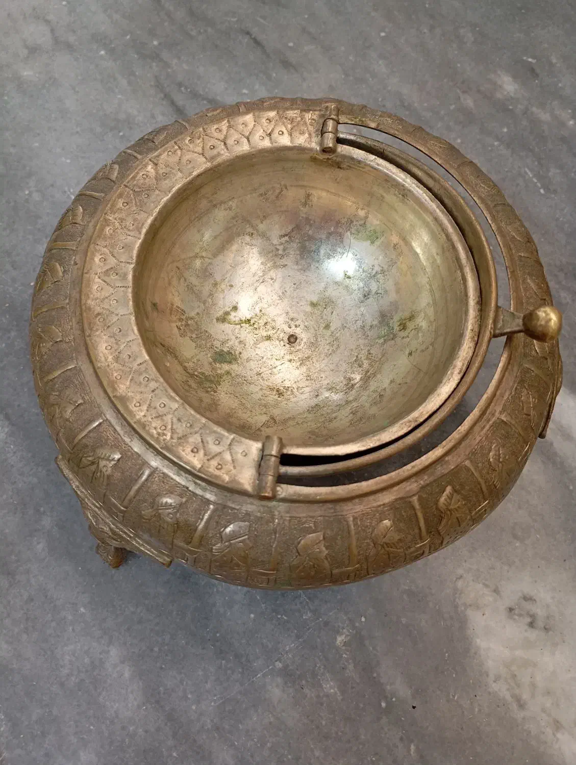 عتیقه قدیمی برنجی|کلکسیون اشیاء عتیقه|نسیمشهر, |دیوار