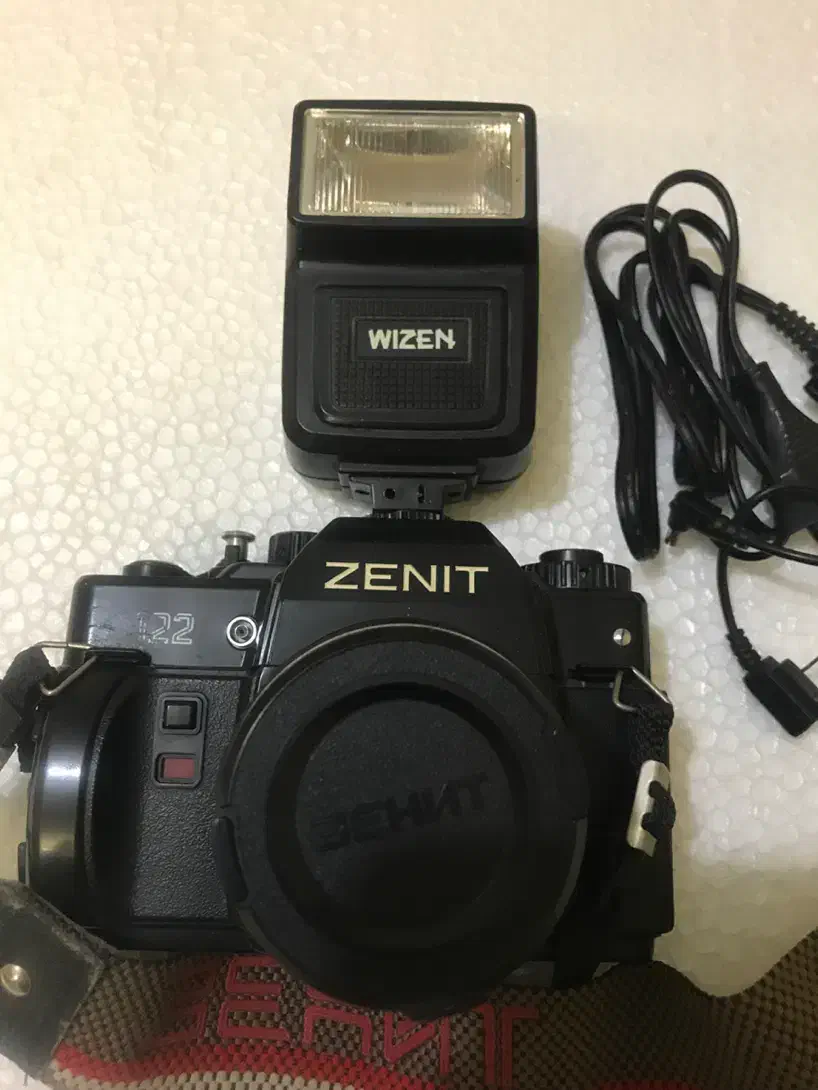 دوربین عکاسی ZENIT 122|دوربین عکاسی و فیلم‌برداری|بروجرد, |دیوار