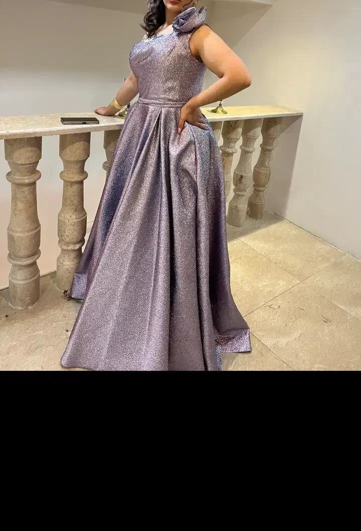 تو مجلس بدرخش|لباس|اردبیل, |دیوار