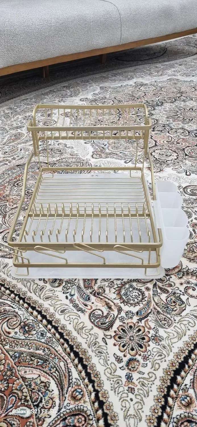 آبچکان رومیزی|آب‌چکان و نظم‌دهنده ظروف|لاهیجان, لیالستان|دیوار