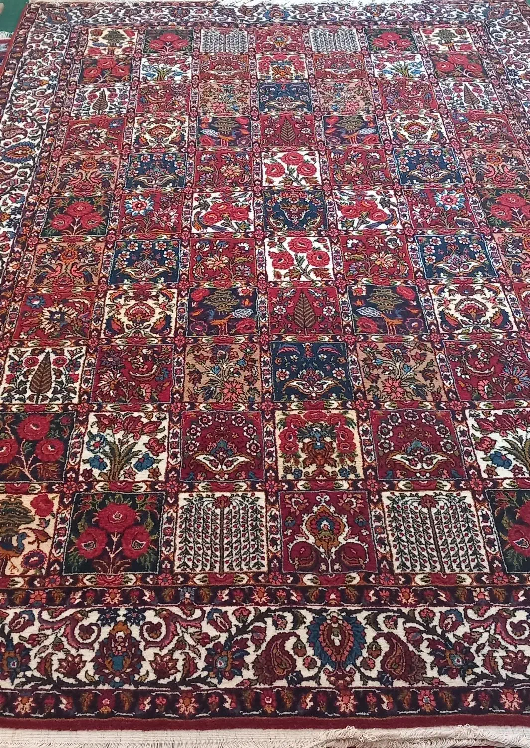 فرش دست باف|فرش|لاران, |دیوار