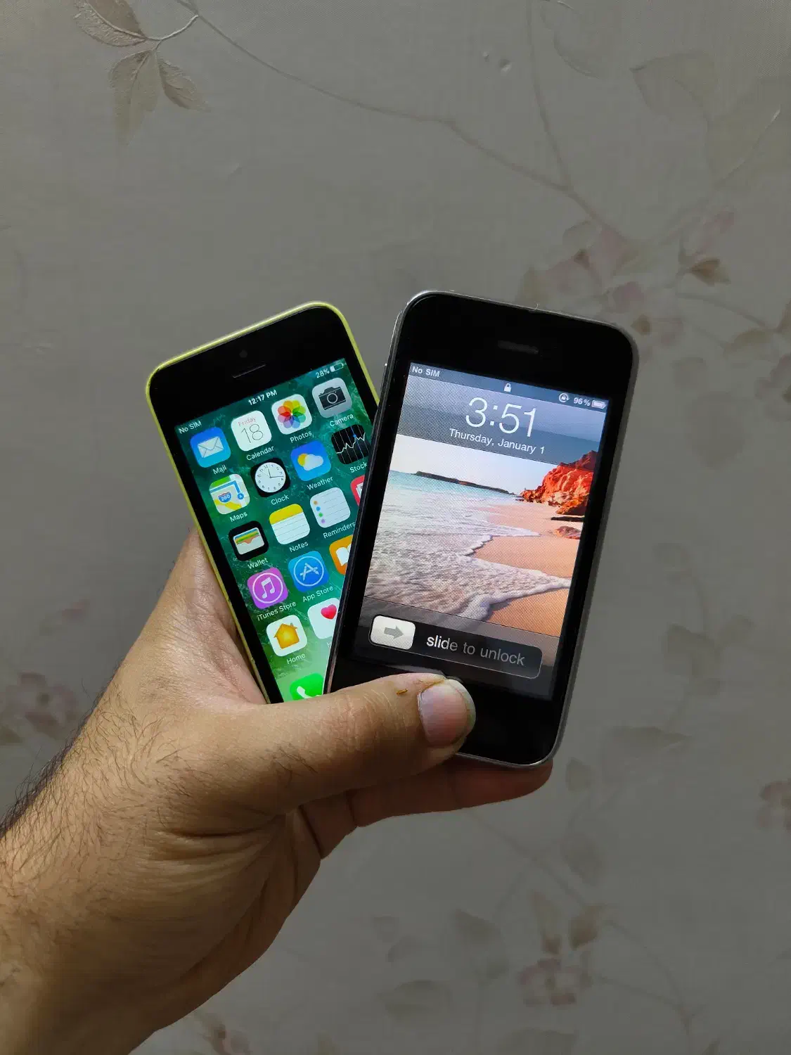 آیفون 3gs و آیفون 5c استثنایی عتینه کلکسیونی|موبایل|تبریز, |دیوار