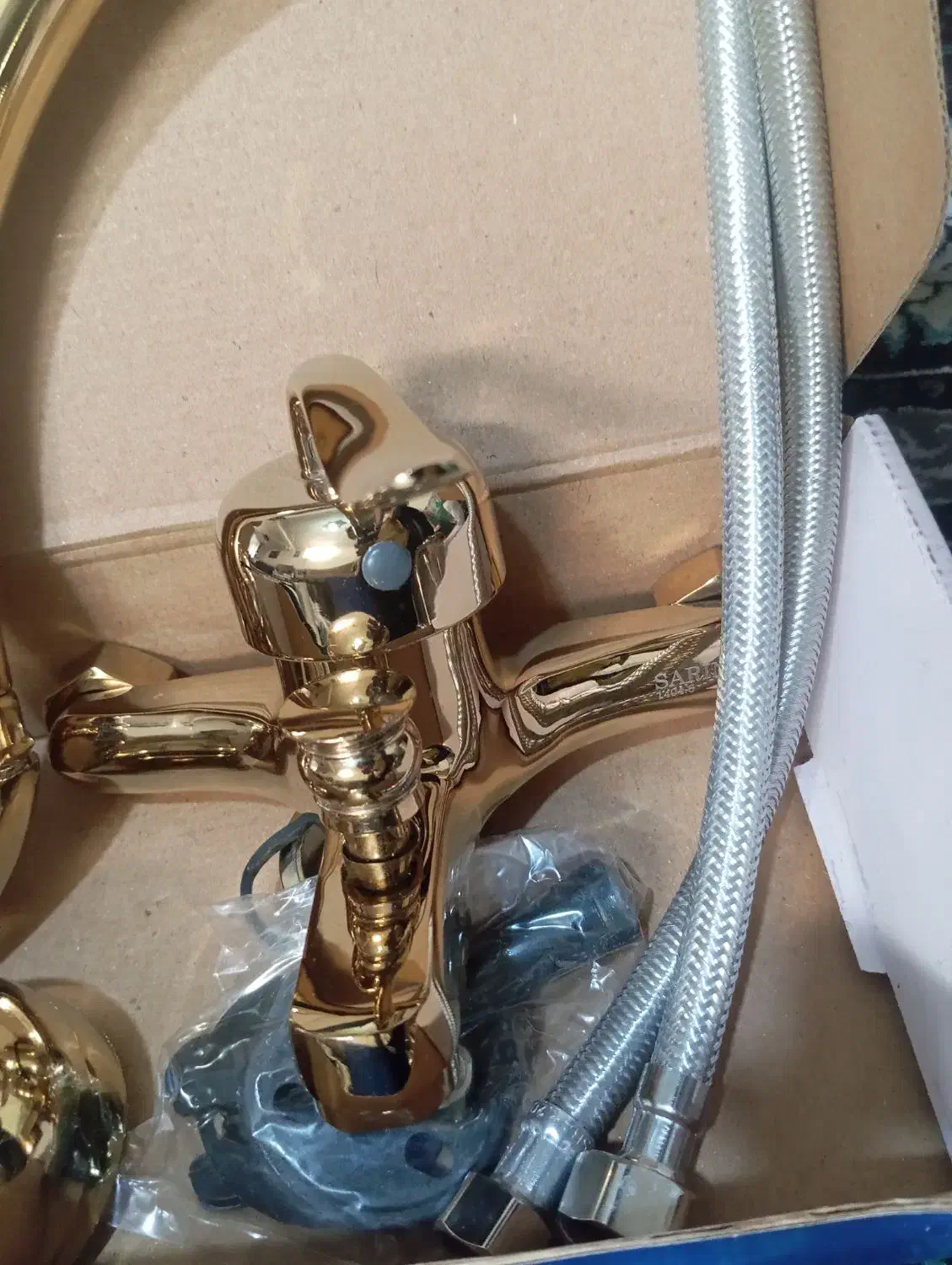 دوعددشیرطلایی|لوازم سرویس بهداشتی|مشهد, شهید احمدی روشن|دیوار