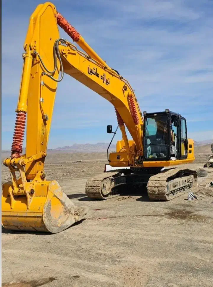 استخدام راننده بیل مکانیکی ، لودر ، غلطک ، گریدر|استخدام حمل و نقل|بیرجند, |دیوار