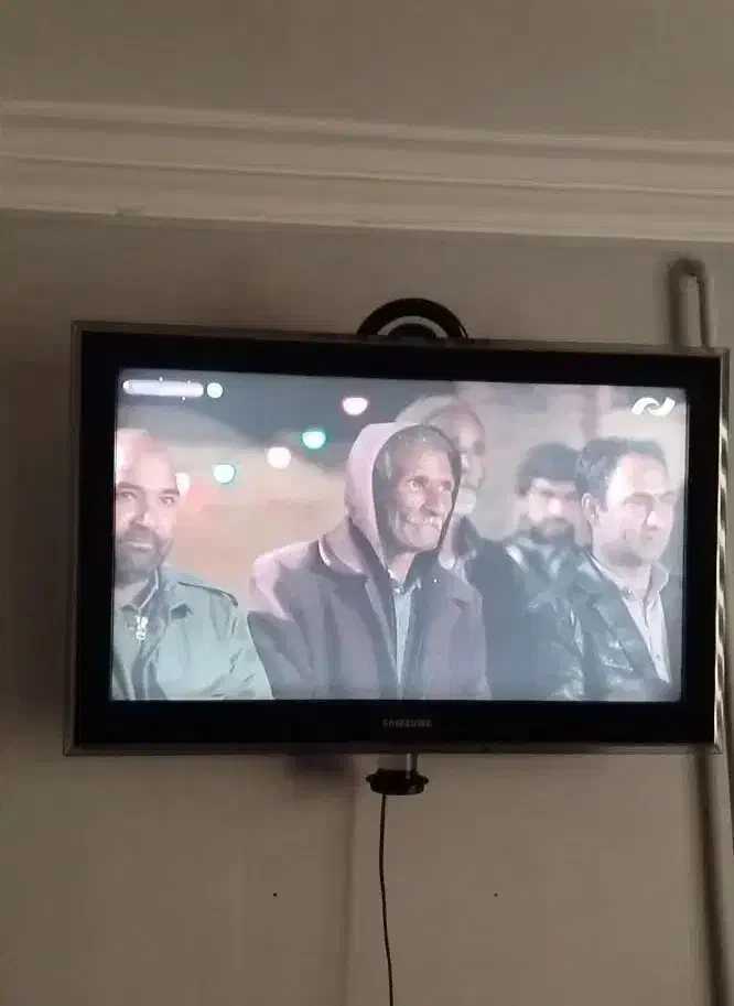 تلویزیون 32 سامسونگ اصل کره|تلویزیون و پروژکتور|رشت, سعدی (تختی)|دیوار