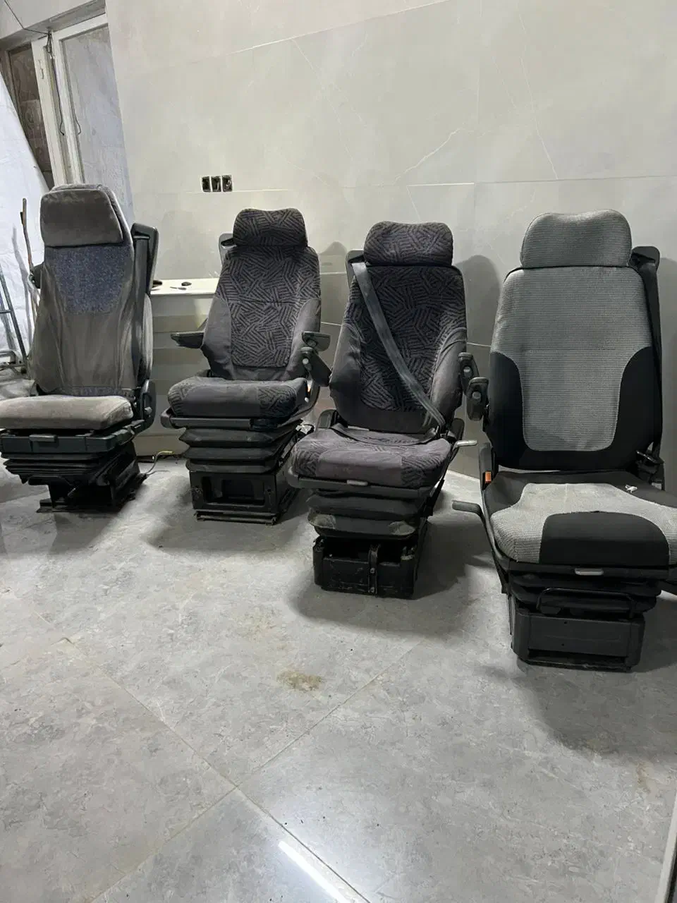 صندلی بادی کامیون|قطعات یدکی و لوازم جانبی|تربتحیدریه, بهزیستی|دیوار