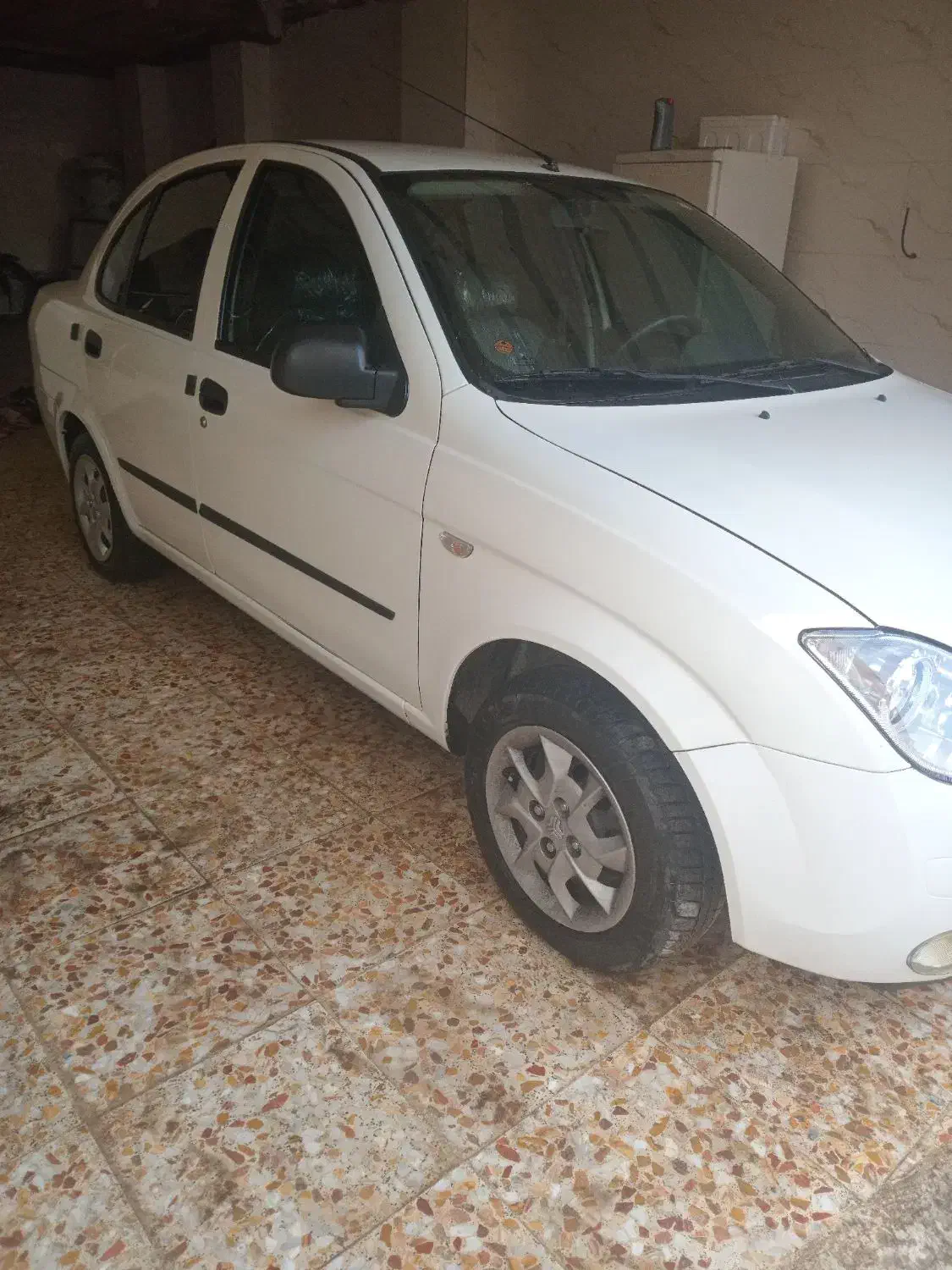 تیبا ۱ بیرنگ بی ضربه|خودرو سواری و وانت|رشت, گلسار|دیوار