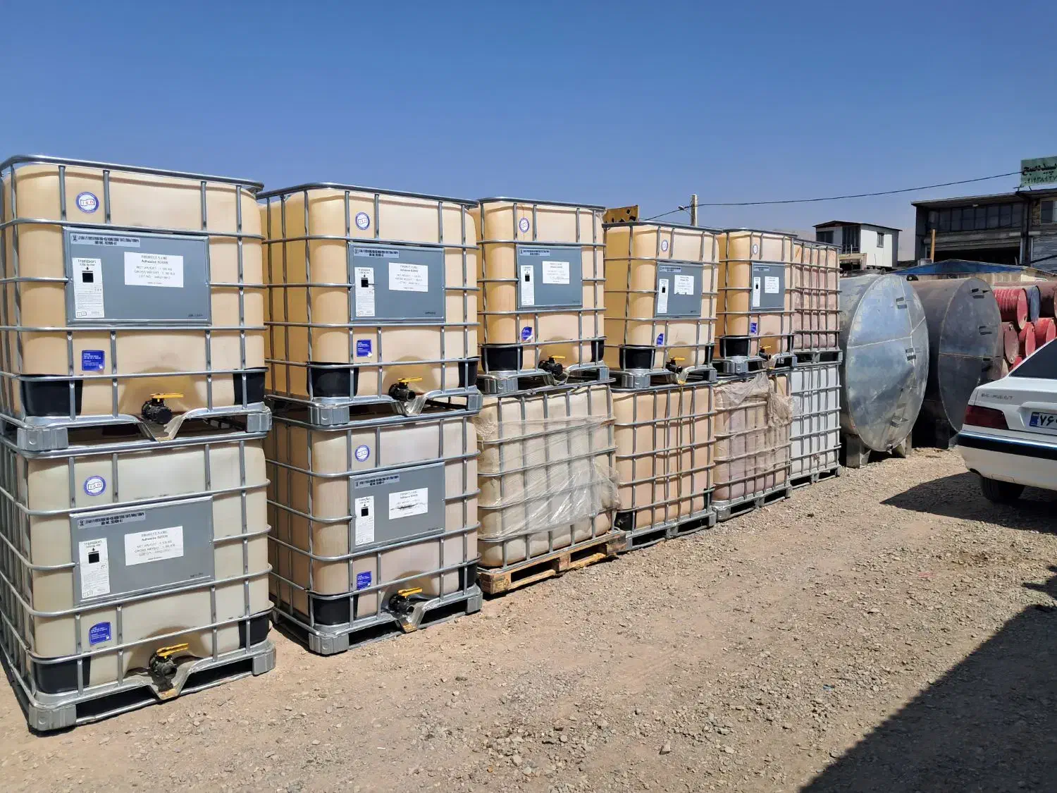 مخزن هزار لیتری پلاستیکی مکعبی|مصالح و تجهیزات ساختمان|نظرآباد, نظرآباد|دیوار