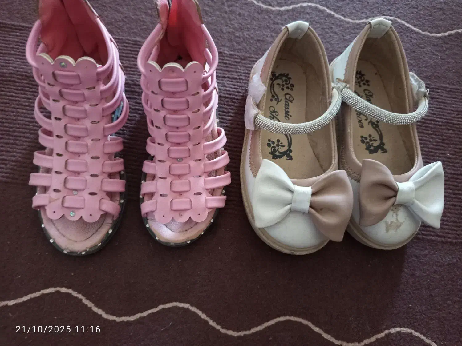 لباس گرم و کفش|لباس|فیروزآباد (فارس), |دیوار