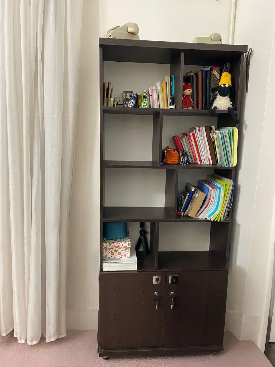 فروش فوری کمد و کتابخانه MDF محکم و نو|مبلمان خانگی و میز عسلی|شیراز, هفت تنان|دیوار