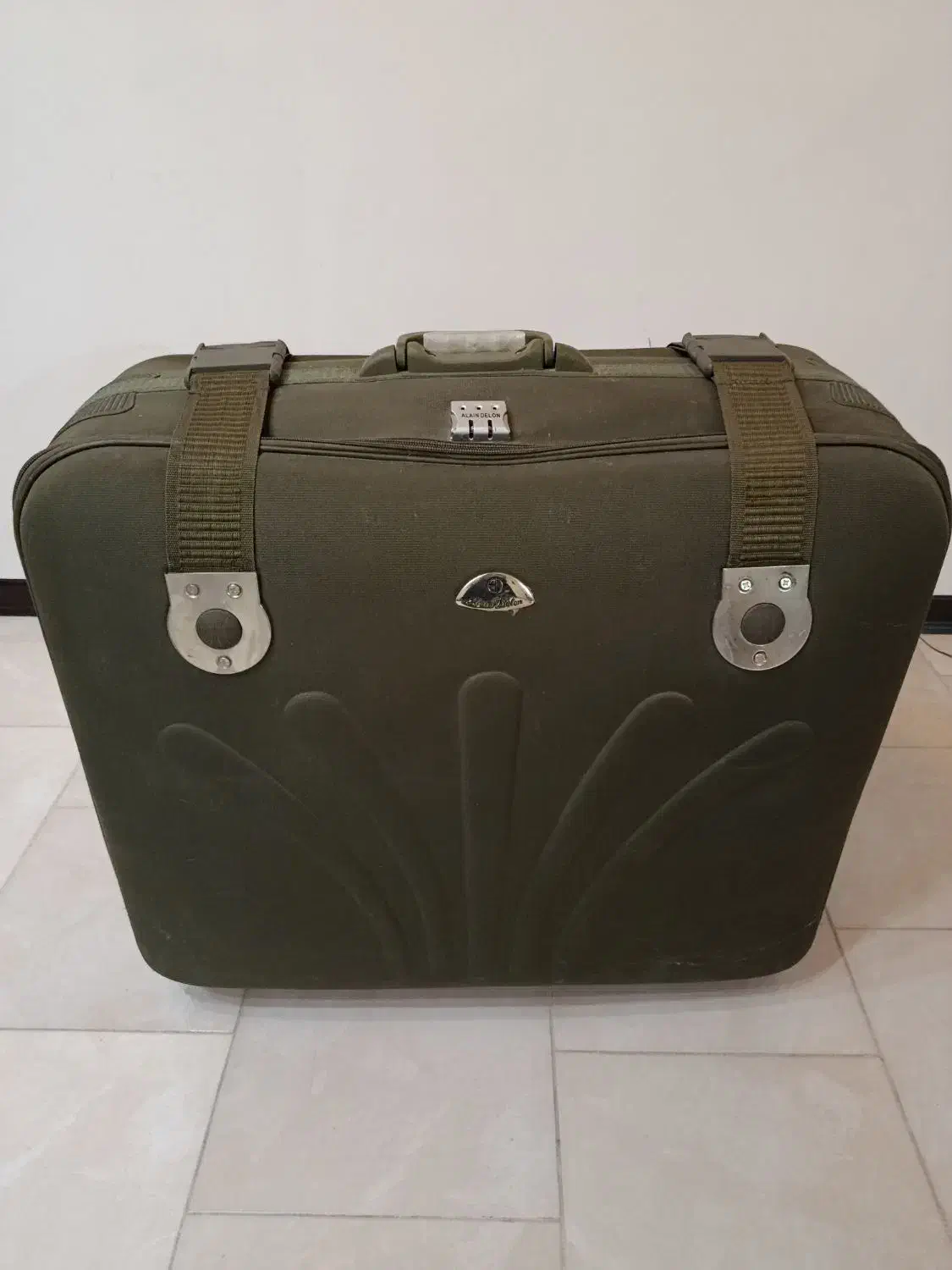 چمدان Alain Delon|کیف، کفش، کمربند|پردیس, فاز ۸|دیوار