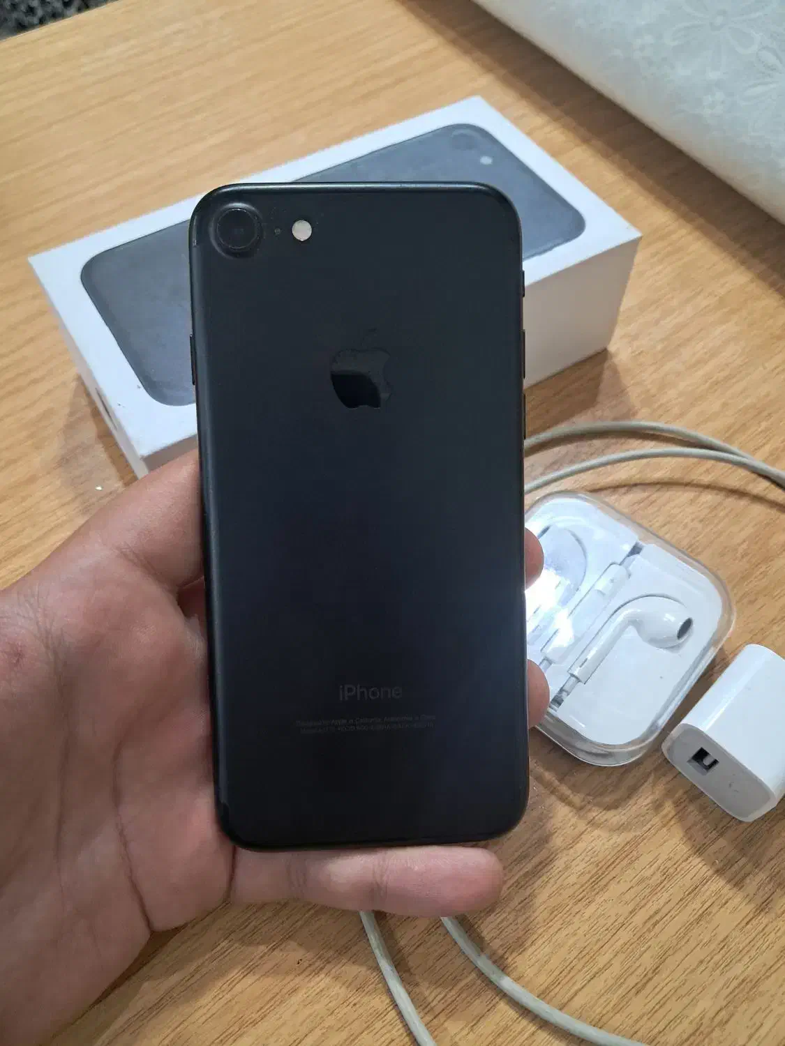 ایفون ۷ ۲۵۶ گیگ مشابه نو|موبایل|گلستان (تهران), |دیوار